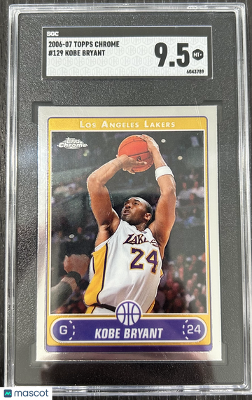 2006 Topps Chrome Kobe Bryant #129 SGC 9.5