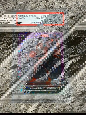 Giannis Antetokounmpo 2019 Panini NBA Hoops Purple Disco Prizm PSA 10 GEM MINT