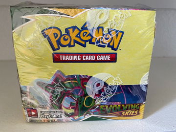 Evolving Skies Booster Box