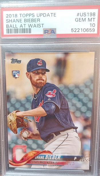 2018 Topps Update Shane Bieber Ball At Waist #US198