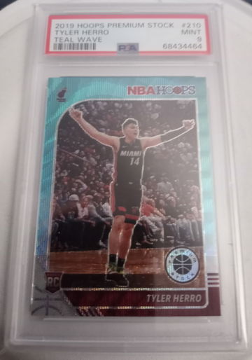 2019-20 PANINI HOOPS ROOKIE PREMIUM #210 TYLER HERRO RC TEAL WAVE PRIZM RARE SSP PSA 9! MIAMI HEAT..