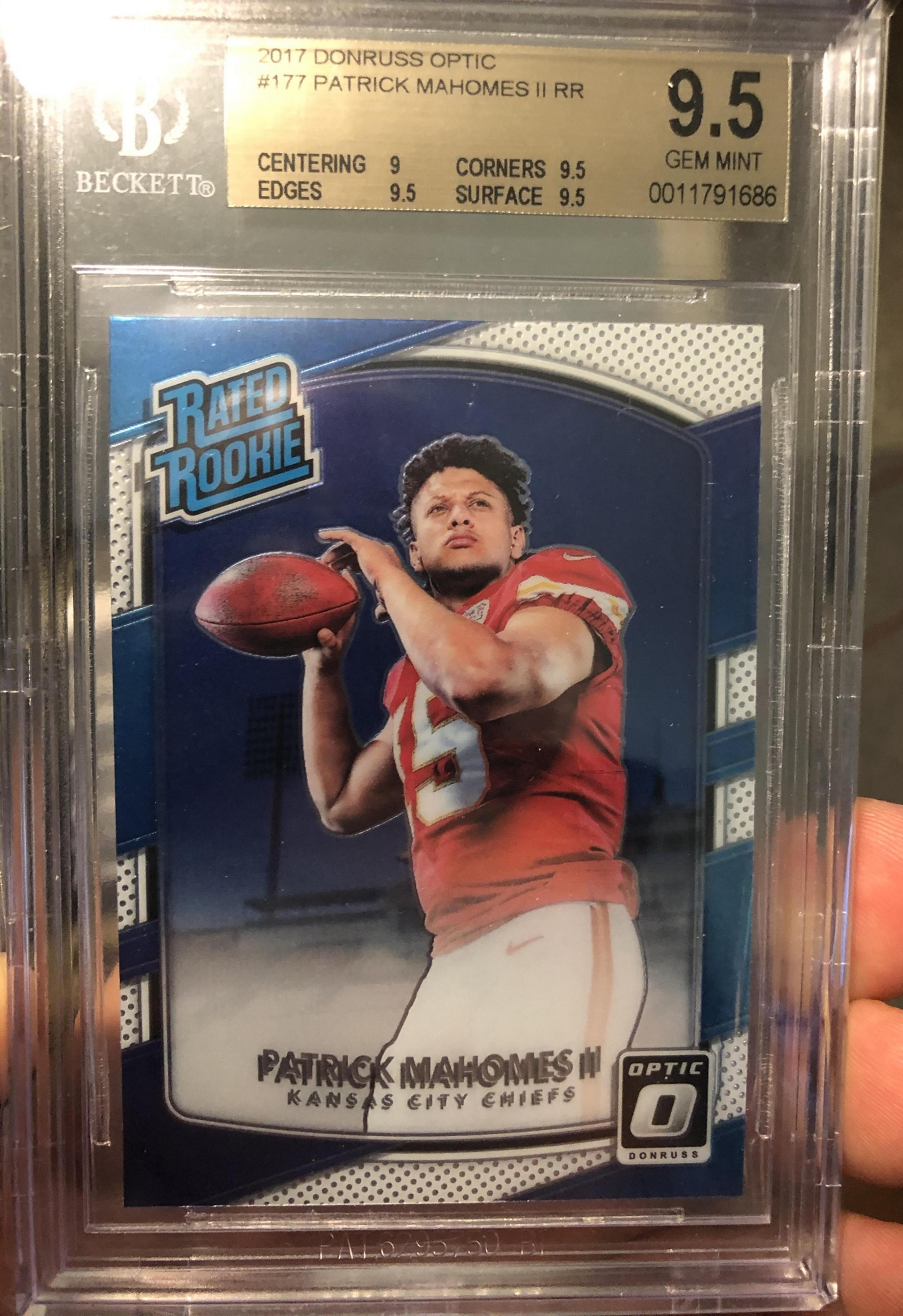Patrick Mahomes 2017 Optic BGS 9.5