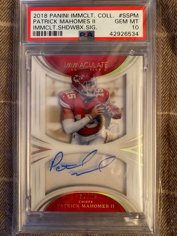 2018 Immaculate Shadowbox Patrick Mahomes Auto on card /25 PSA 10 Gem Mint Pop 1