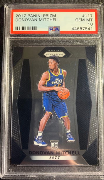 Donovan Mitchell 2017 Panini Prizm PSA 10 RC 