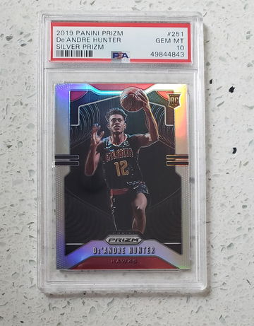 2019 Prizm Silver Refractor De Andre Hunter Rookie RC PSA 10