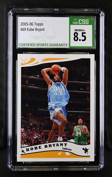 2005 KOBE BRYANT TOPPS #69