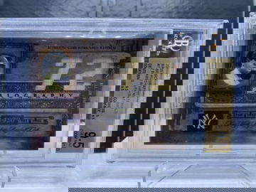 BGS 9.5 2005 Donruss Biography Babe Ruth Dual Game Used Bat #72 Home Run Die Cut