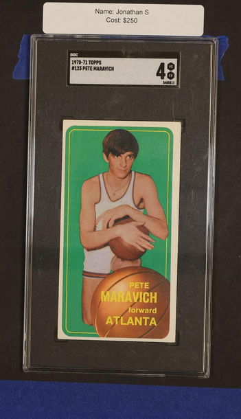 1970-71 Topps Basketball Pete Maravich #123 RC SGC 4