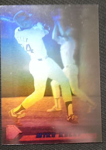 Mike Kelly college player of the year