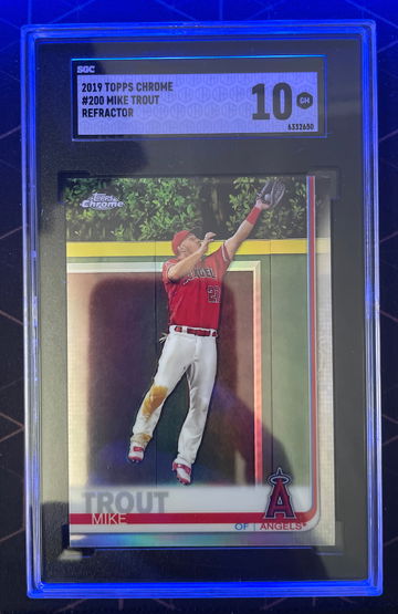 2019 Topps Chrome #200 Mike Trout Refractor SGC 10