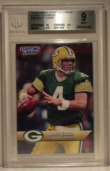 1999 Hasbro Starting Lineup Classic Doubles Quarterback Club #38 Brett Favre BGS 9 MINT