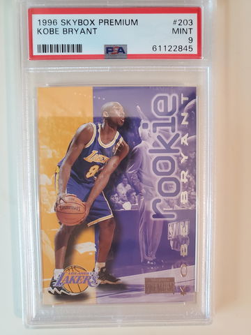 KOBE BRYANT 1996 SKYBOX PREMIUM #203 ROOKIE PSA 9