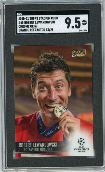ROBERT LEWANDOWSKI ORANGE REFRACTOR #'d /25 SGC 9.5
