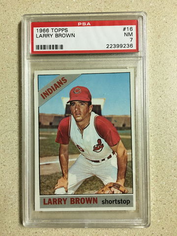 1966 Topps #16 Larry Brown PSA 7 NM INDIANS 