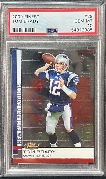 2009 Topps Finest TOM BRADY Base Holo #29 PSA 10 GEM MINT Patriots