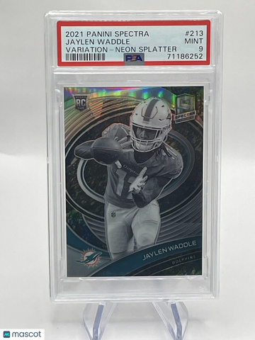 2021 Panini Spectra  # 213 Jaylen Waddle Variation-Neon-Splatter 8/8 PSA 9 🔥