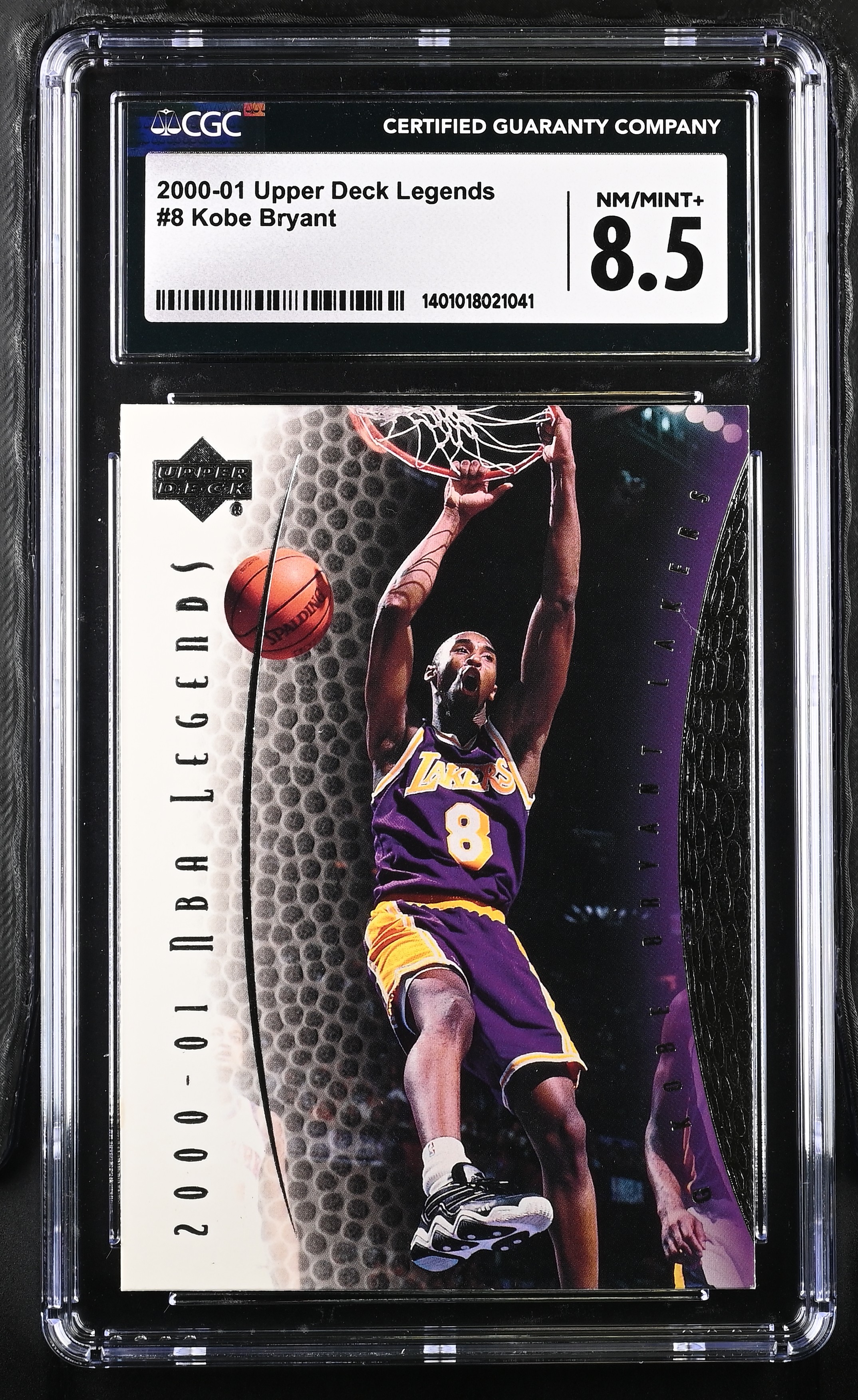2000 Upper Deck Legends Kobe Bryant #8 CGC 8.5