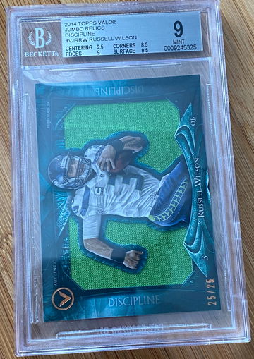 2014 Topps Valor Jumbo Relics Russell Wilson Patch #VJRRW 25/25