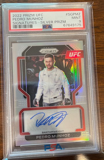 Pedro Munhoz 2022 Panini Prizm UFC Signatures Autograph Silver Holo Auto PSA 9 