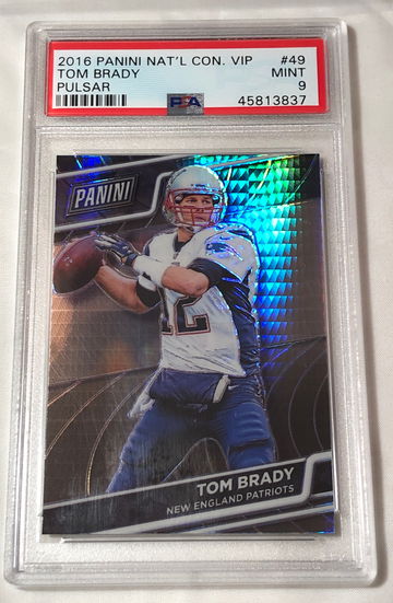 2016 PANINI NAT’L CON. VIP #49 TOM BRADY “PULSAR” MINT-9 REFRACTOR 