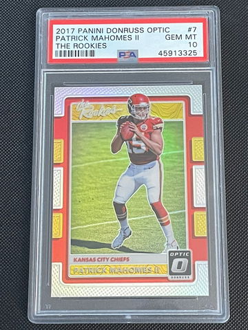 Patrick Mahomes 2017 Donruss Optic The Rookies Holo PSA 10
