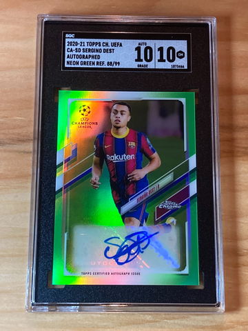 2020 Topps Chrome UEFA Sergino Dest Green Refractor AUTO /99 SGC 10 Gem