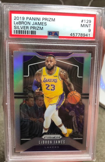Lebron James 2019 Prizm silver #129 PSA 9