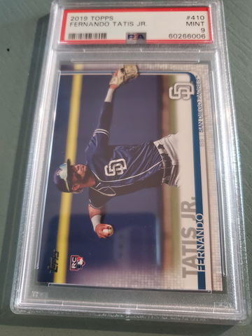FERNANDO TATIS JR 2019 TOPPS PSA 9