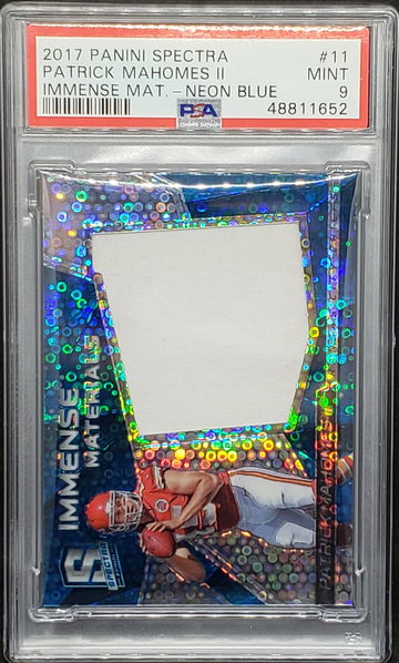 2017 Spectra Patrick Mahomes Immense Materials Neon Blue /99 PSA 9