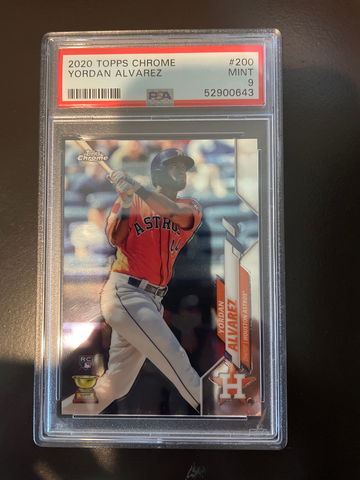 2020 Topps Chrome Yordan Alvalrez #200 PSA 9