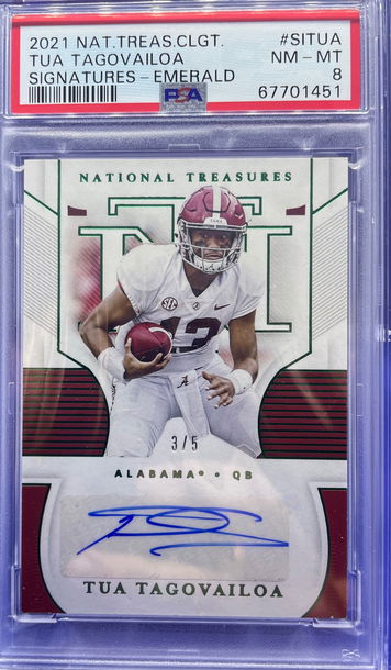 2021 Panini National Treasures College Tua Tagovailoa Auto Emerald Green 3/5 Alabama PSA 8 NM-MT