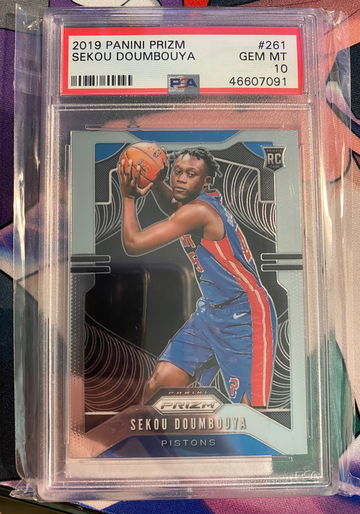 2019 Panini Prizm #261 Sekou Doumbouya Pistons RC Rookie PSA 10 (91)