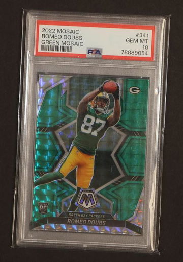 2022 Panini Mosaic Mosaic Green Romeo Doubs #341 PSA 10