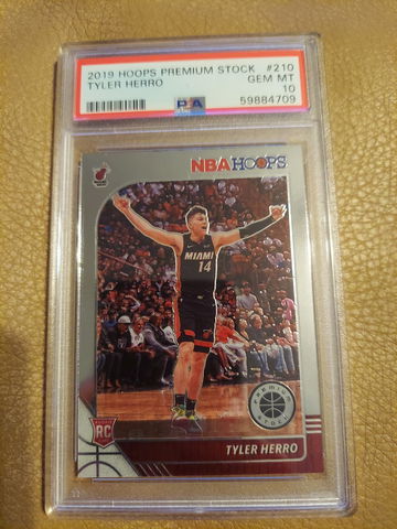 2019 Hoops Premium Stock TYLER HERRO PSA 10 GEM MINT