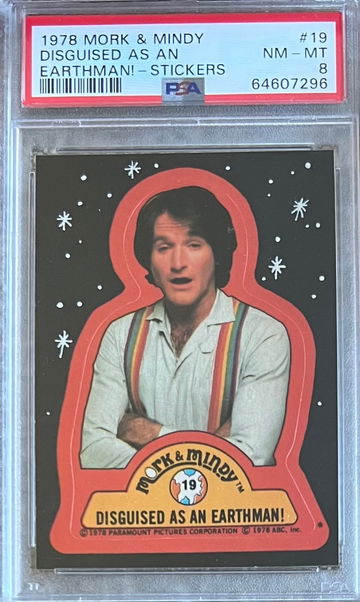 Robin Williams 1978 Topps #19 Mork & Mindy Disguised As An Earthman! PSA 8 Pop 5