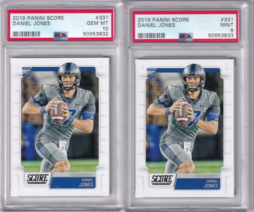 Lot of 2 2019 Panini Score Daniel Jones RC #331 PSA 10 + PSA 9