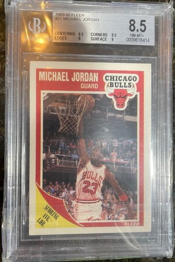 MICHAEL JORDAN 1989-1990 FLEER #21 SCORING AVERAGE LEADER BGS 8.5