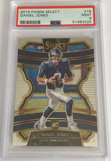 2019 Panini Select Daniel Jones Concourse PSA 9
