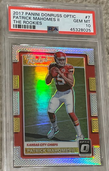 2017 Patrick Mahomes The Rookies Optic Holo PSA 10 Rookie