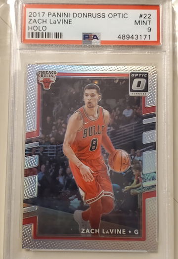ZACH LAVINE 2017-18 OPTIC HOLO PSA 9