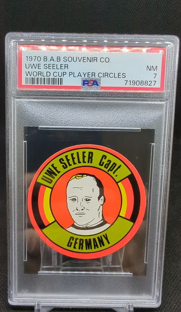 1970 B.A.B. Souvenir Co. World Cup Player Circles Uwe Seeler PSA 7