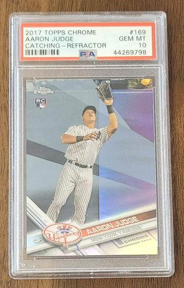 Aaron Judge 2017 Topps Chrome Catching Refractor #169 PSA 10