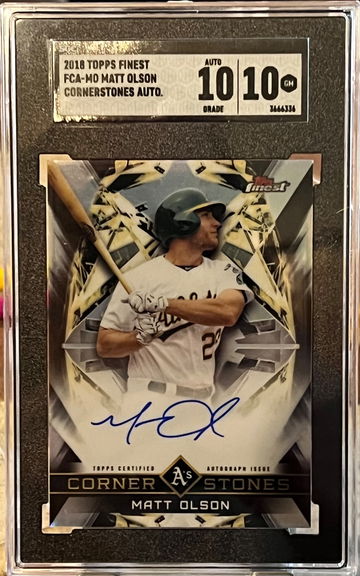 2018 Topps Finest Matt Olson Cornerstones Auto SGC 10 / 10