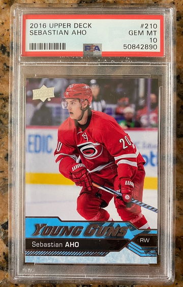 2016 Upper Deck Sebastian Aho #210 PSA 10