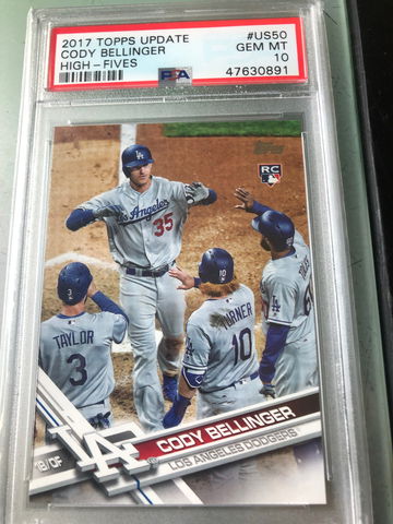 Cody Bellinger Topps Update Variation high fives.Psa 10