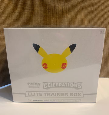 Pokémon celebrations Elite Trainer Box
