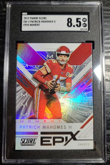 2019 Panini Score Patrick Mahomes II Epix Moment EM-3 SGC 8.5