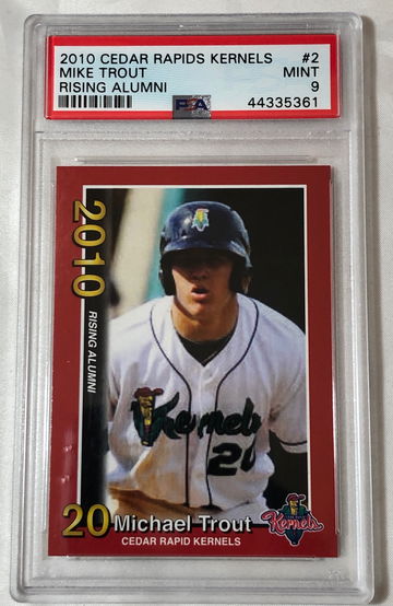 2010 CEDAR RAPIDS KERNELS #2 MIKE TROUT, MINT 9