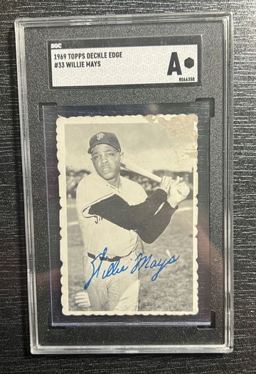 1969 Topps Deckle Edge Willie Mays #33 SGC Authentic 