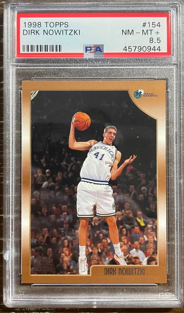 1998 Topps Dirk Nowitzki PSA 8.5